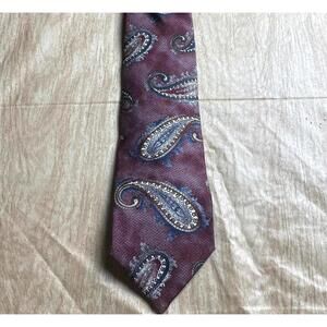 Vintage Men's Silk Tie Burgundy Paisley Pattern Hanover St Made in USA 100% Silk